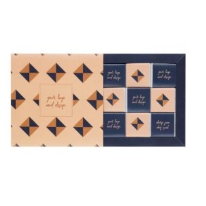 Set 9 personaliziranih čokoladic v darilni embalaži, 45g